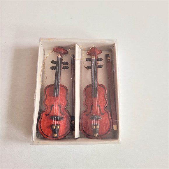 Wooden violins Christmas ornaments. - Picture 4 of 5